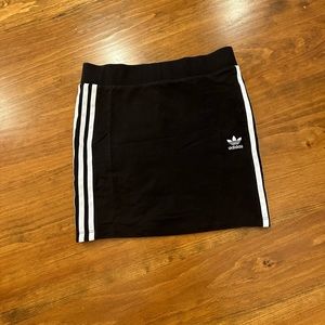 Adidas mini skirt